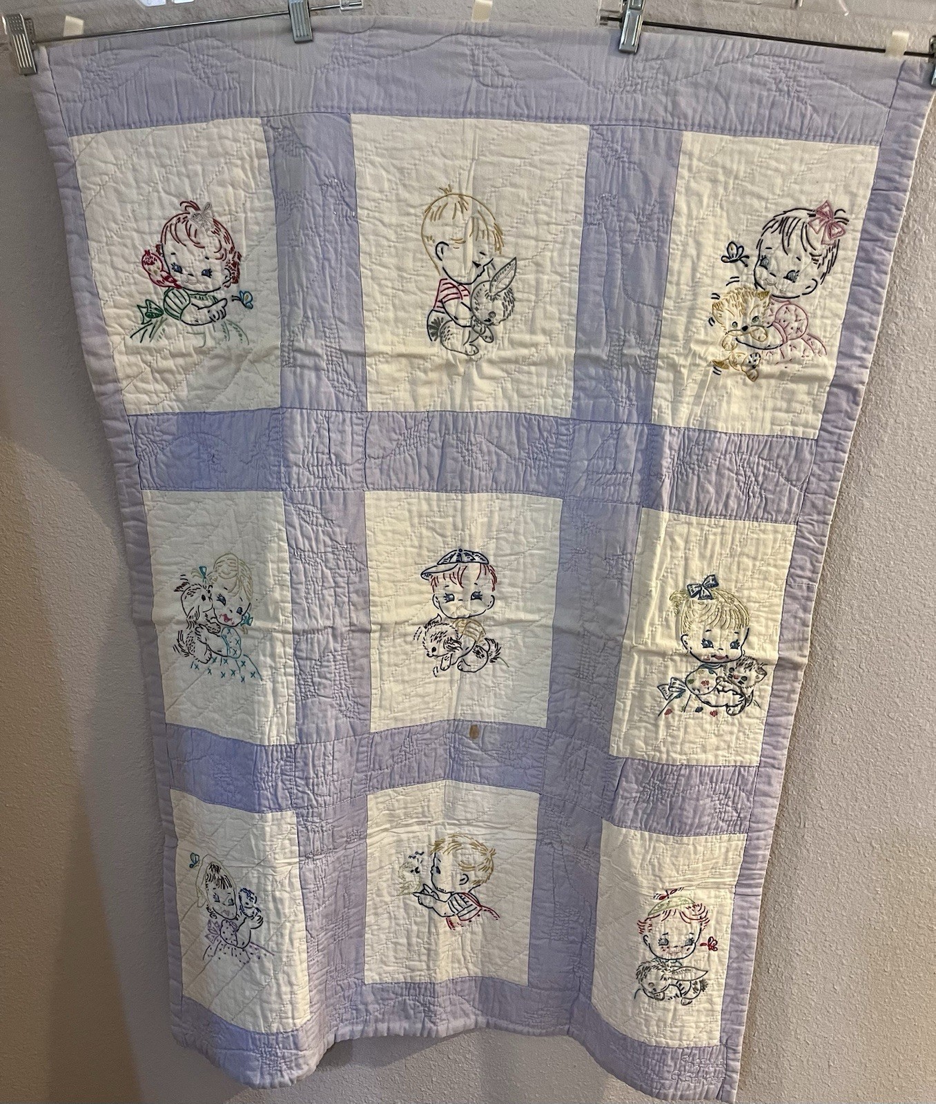 Vtg 1962 Baby Quilt - Hand Embroidered Toddlers with Pets 32.5\