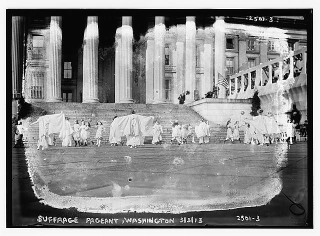 Photo:Suffrage pageant - Washington, 1913