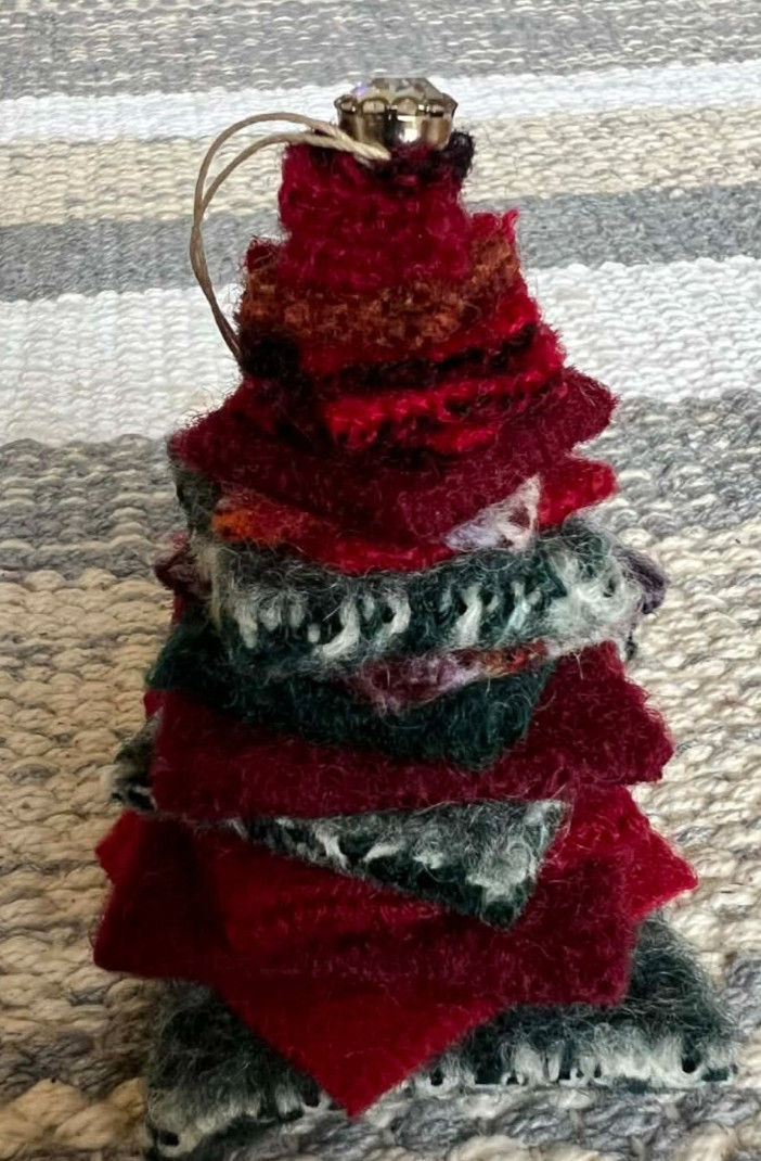 HANDMADE One-of-a-Kind Authentic Felted Wool Christmas Tree Ornament w/Button