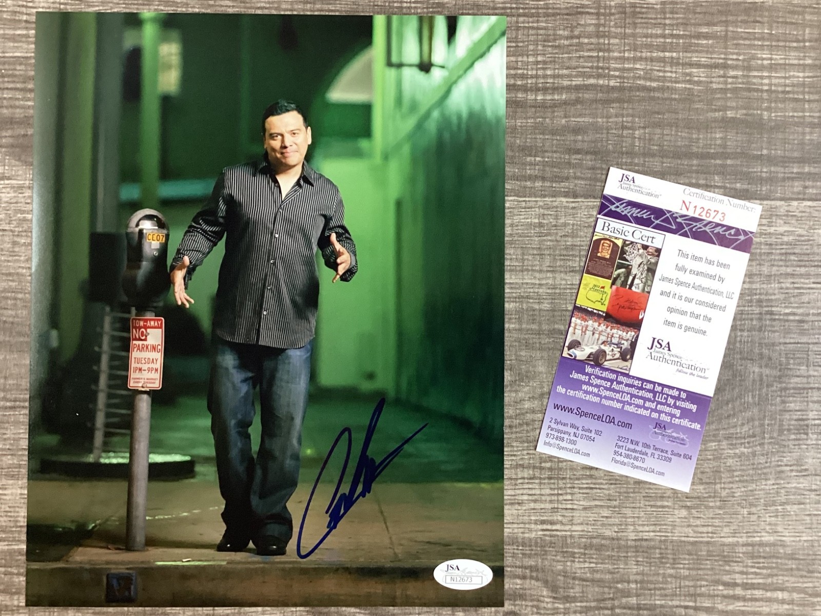 (SSG) Rare CARLOS MANCIA Signed 8X10 Color Photo \