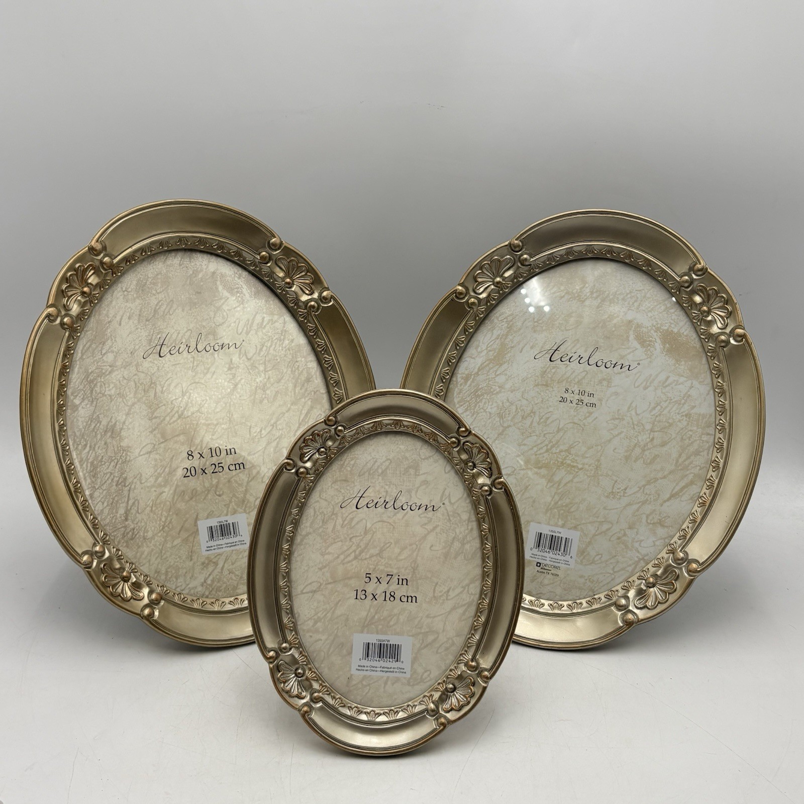 3 Heirloom Oval Picture Frames 8\'x10\