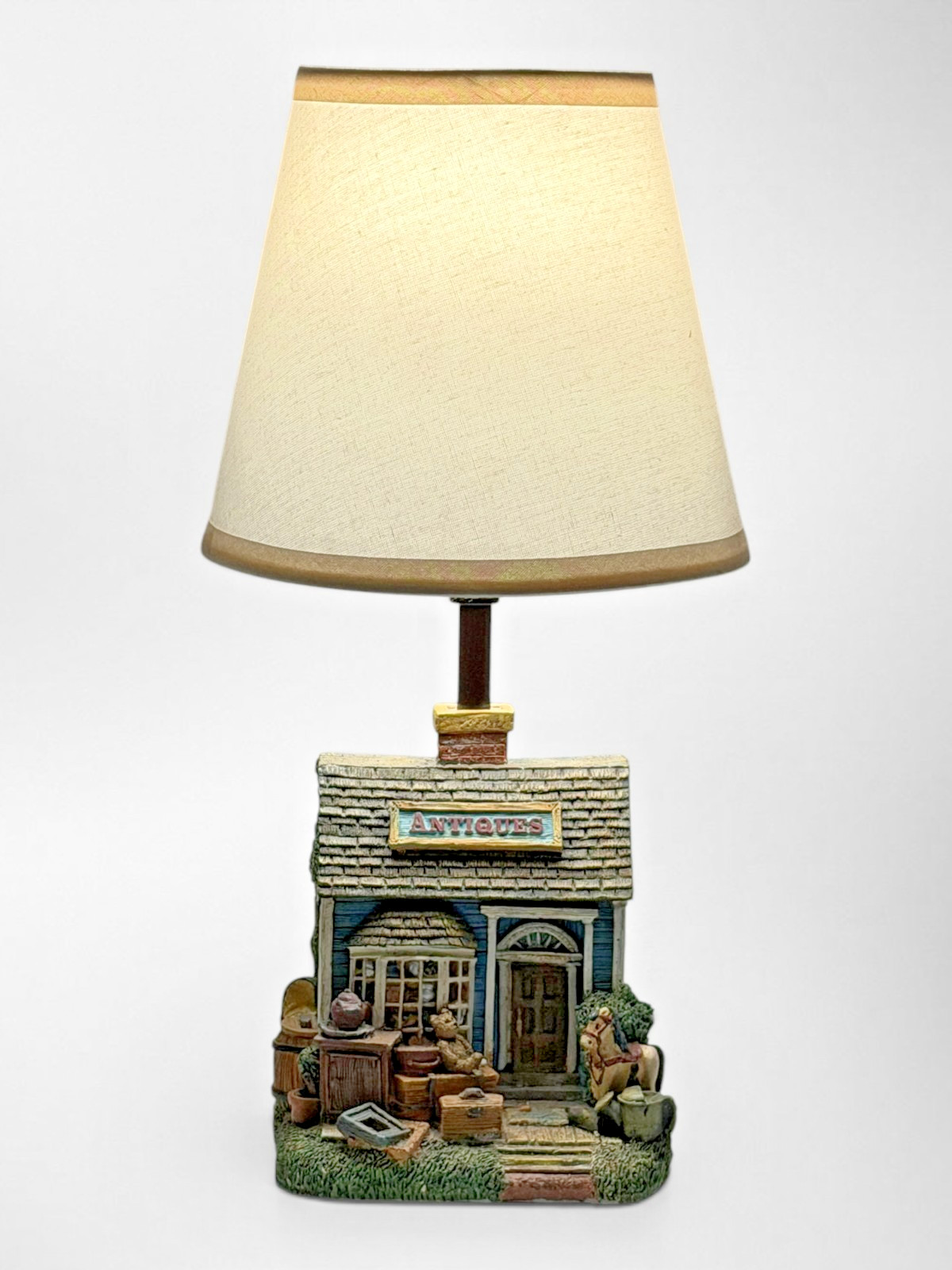 Vintage 1995 Figi Graphics Antiques Shop Resin Table Lamp Miniature