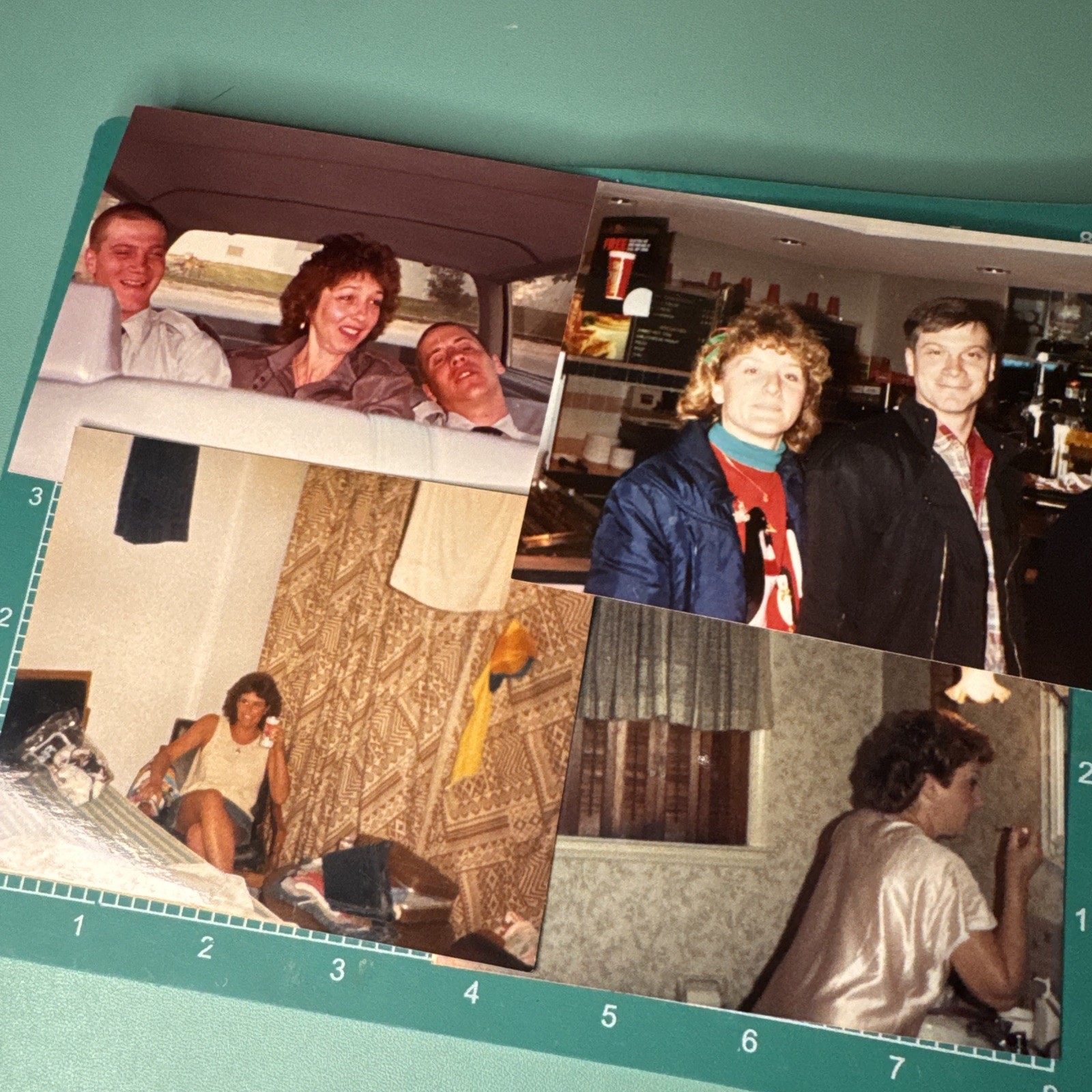 Photo Lot Of 4 Pretty Women In The 80s Spring Break In Motel Riding Car Candid