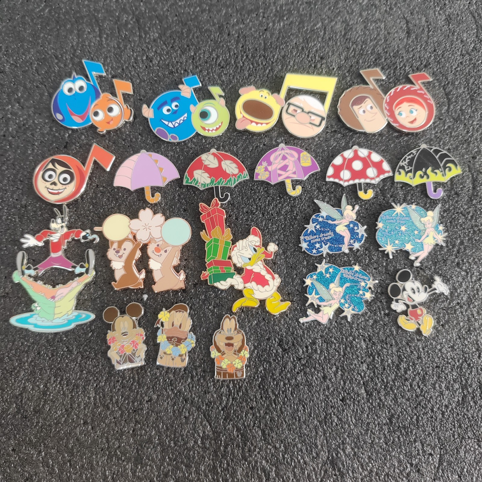 C2   Disney Mix Lot Of 20 Assorted Pins