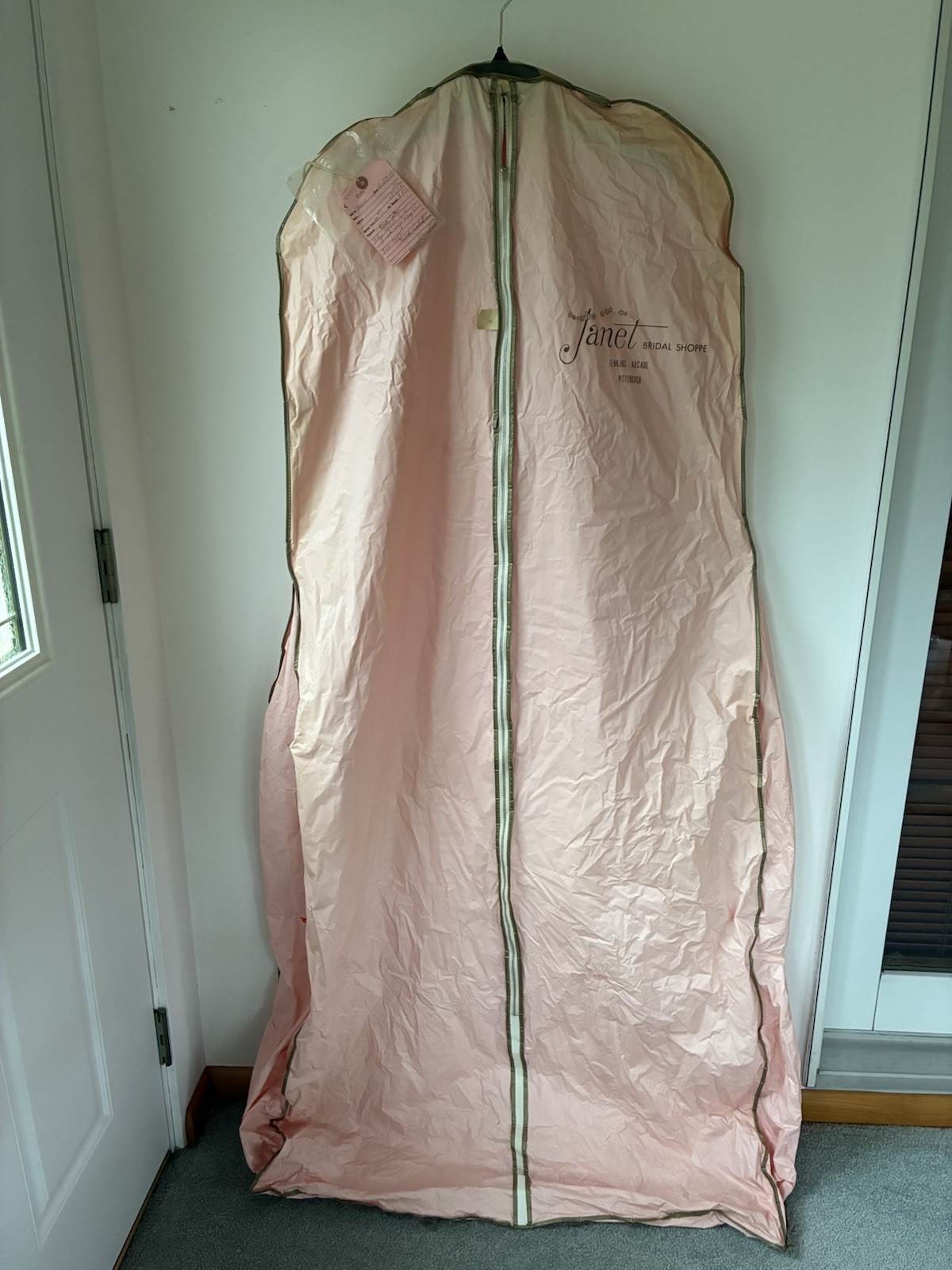 Vintage 1970’s Garment Bag - Janet Bridal Shoppe -Jenkins Arcade - Pittsburgh Pa