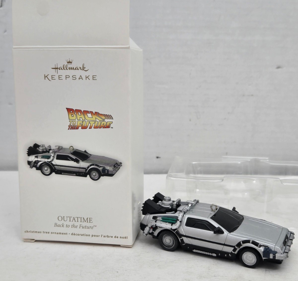 Hallmark Keepsake Back to The Future Delorean OUTATIME Christmas Ornament 2012