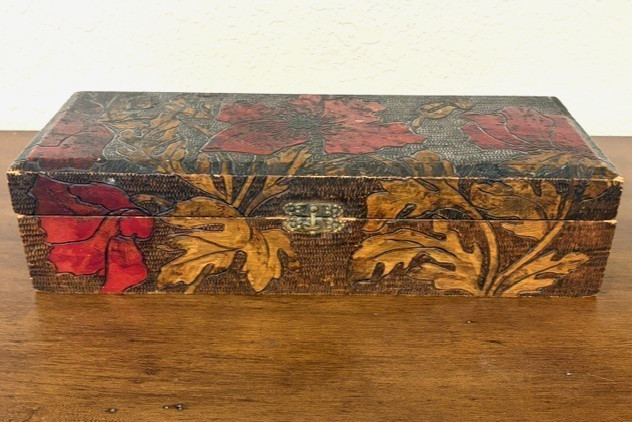 Vintage Flemish Art Pyrography Wood-Burned Floral Motif Keepsake Box