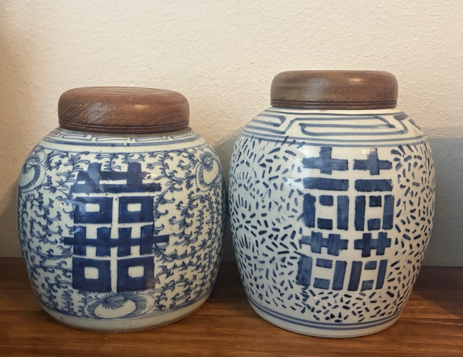 PAIR Antique Chinese Blue & White Porcelain Double Happiness Ginger Jars w Lids