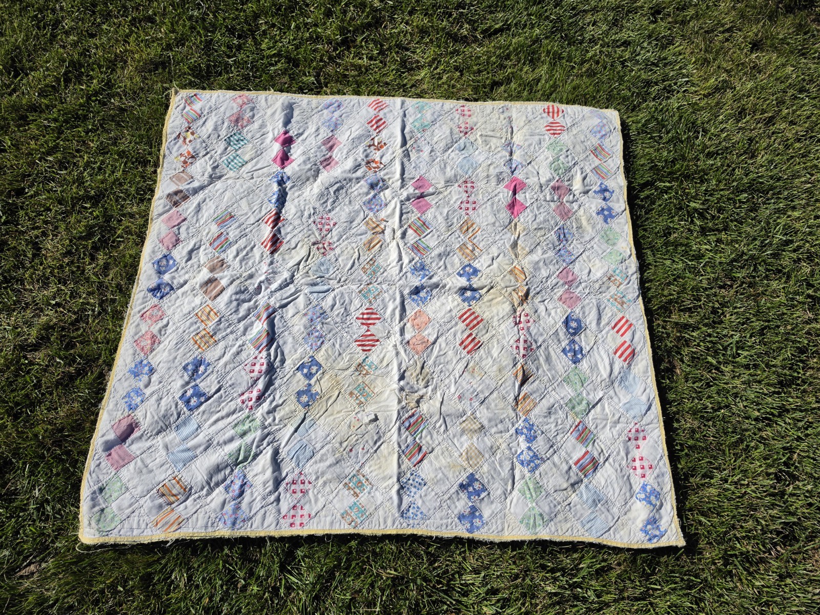 Vtg Antique Patchwork Quilt Small Hand Made 44\