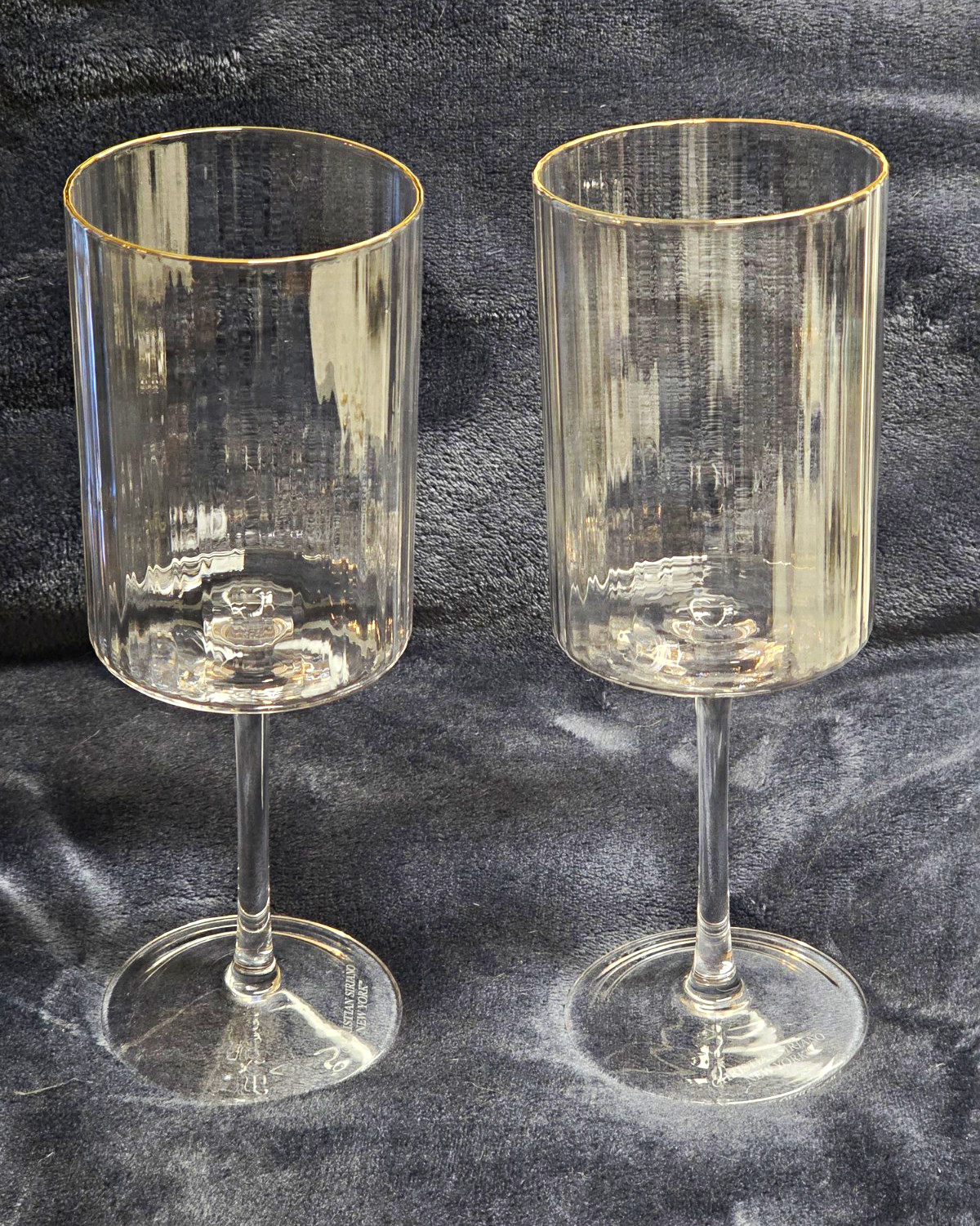 Christian Siriano New York Wine Glasses Set of 2 Clear Glass Gold Rim