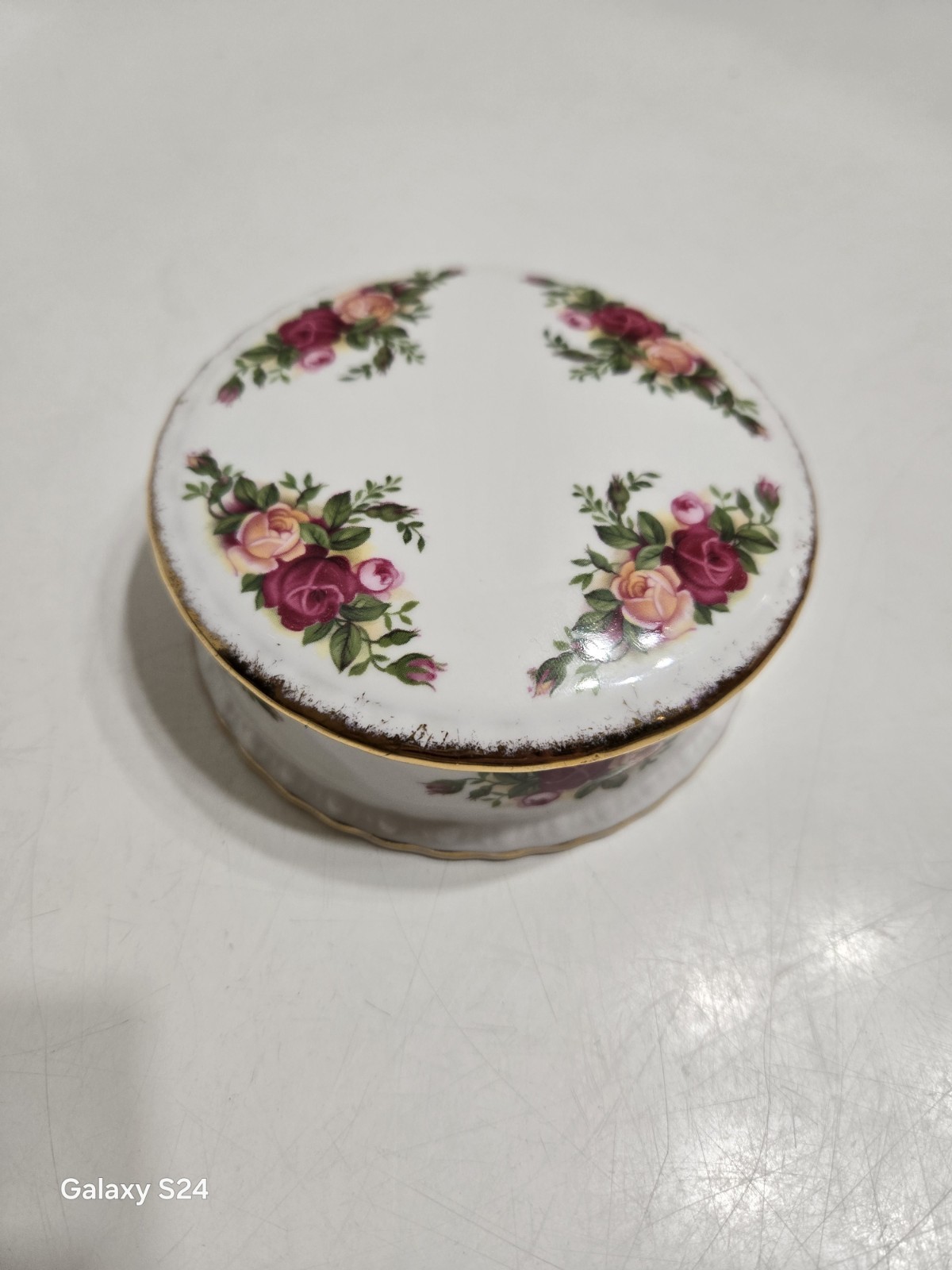 Vintage ROYAL ALBERT 