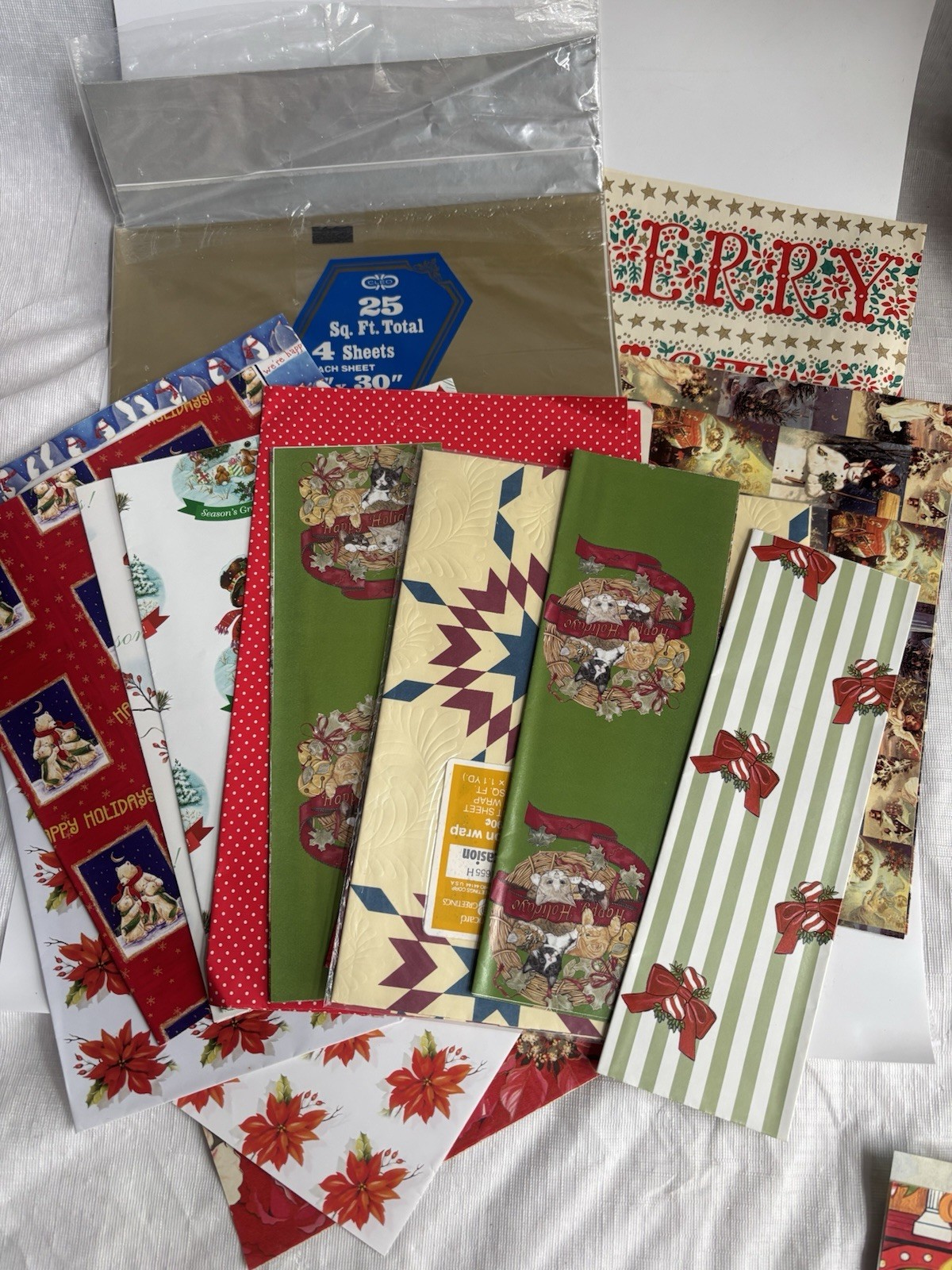Lot Of Full And Partial Vintage Christmas Gift Wrap Cute Ephemera 