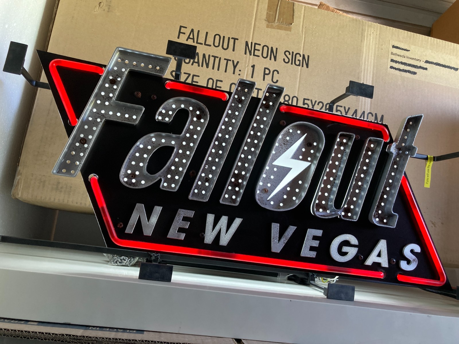 Mint Condition Bethesda Fallout New Vegas Promotional Neon Sign 100% Working