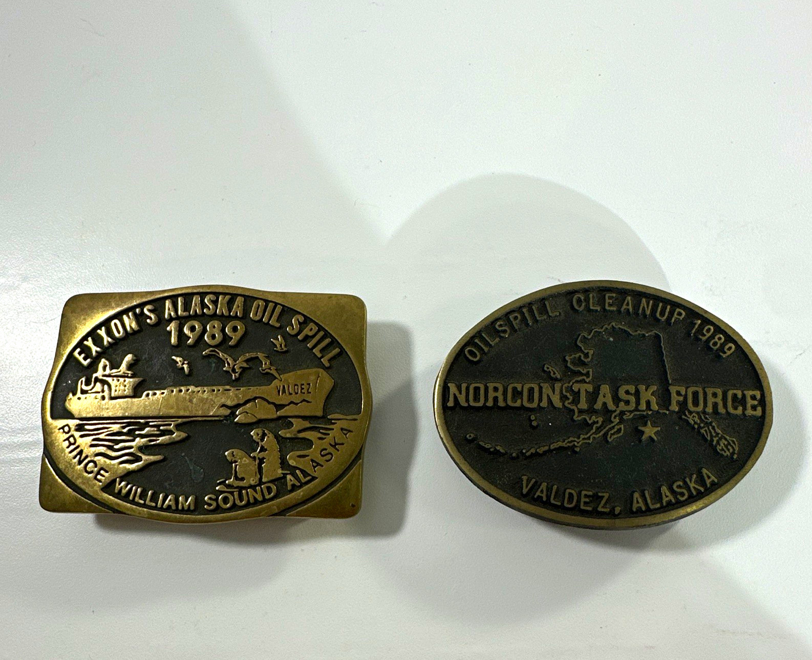 Vtg 1989 Exxon Alaska Oil Spill Belt Buckle Brass Works Limited #0477/5000