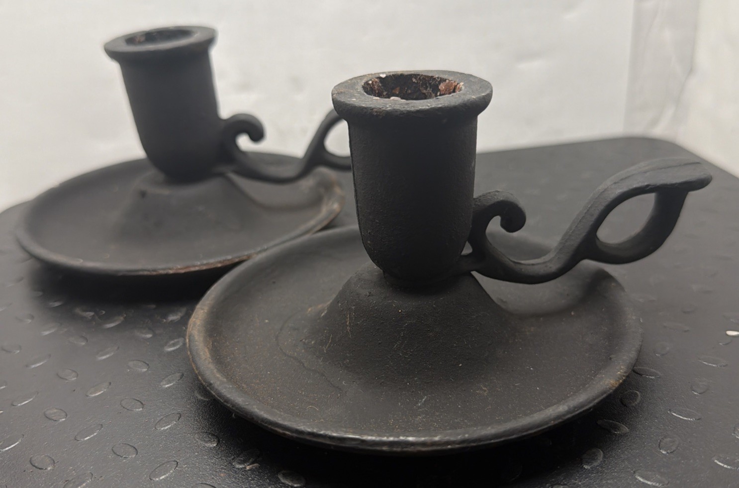 2X Vintage Black Cast Iron Chamberstick Candle Holders Pair Primitive Rustic 9A1