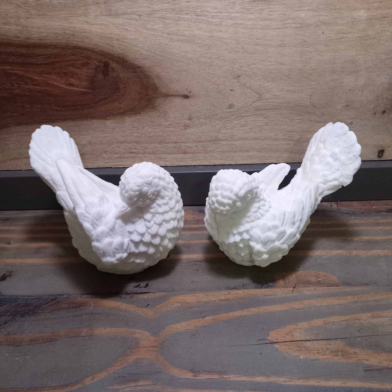 Pair White Dove Figurines, Italy Made Decorative Figurine Set