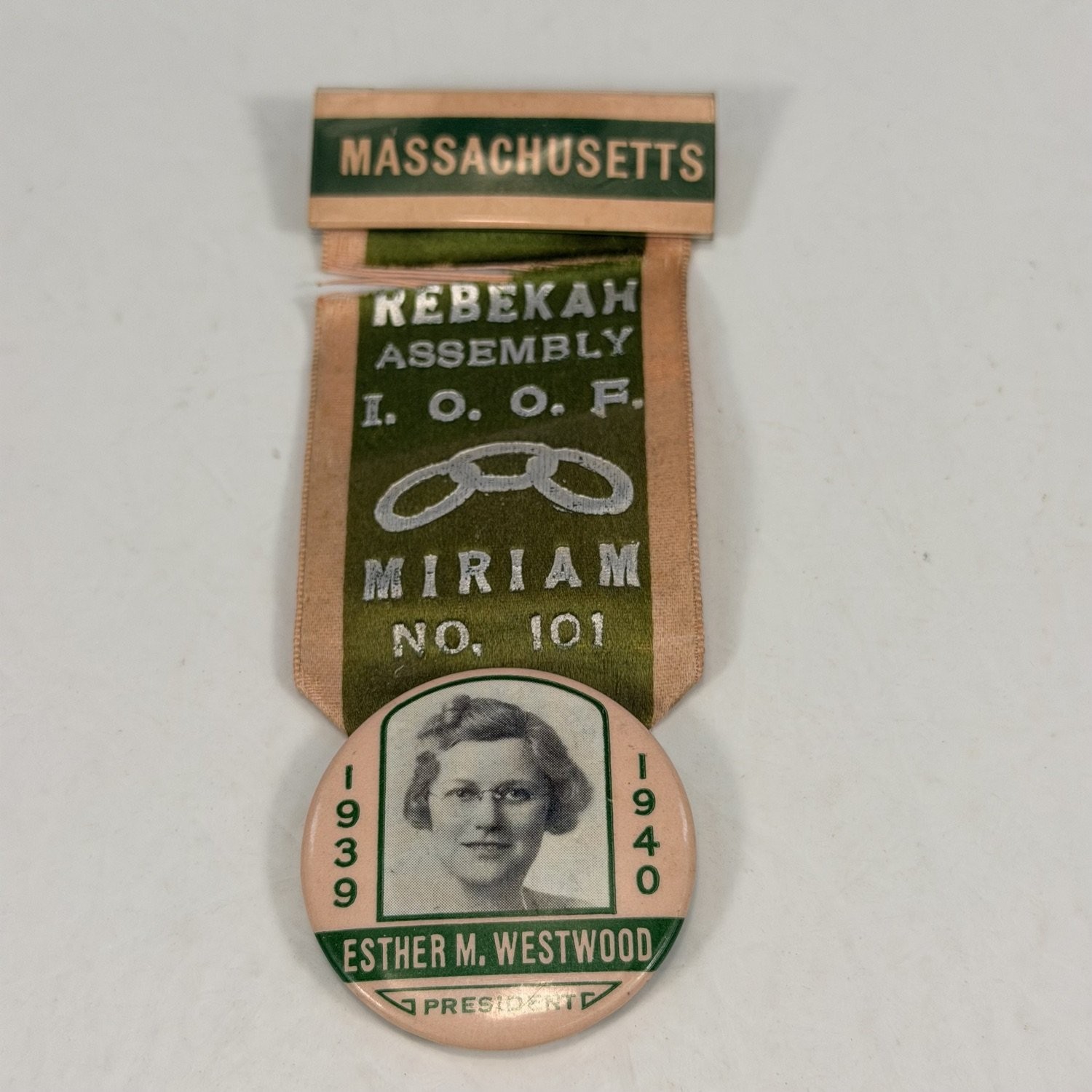 Antique 1939-1940 Massachusetts Rebekah Assembly IOOF Ribbon Badge Pin President