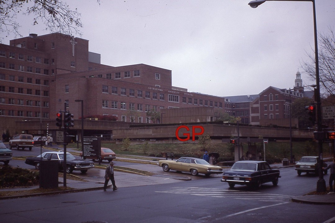 #XX165- e Old 35mm Slide Photo-Street Scene- Cars - Philadelphia PA - 1980